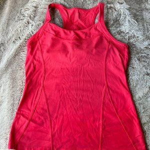 Athleta workout top, built in bra, size M